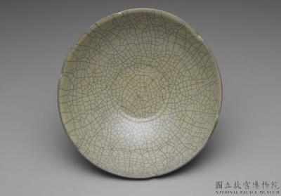 图片[3]-Bowl with hibiscus-shaped rim in celadon glaze, Yuan dynasty, 14th century-China Archive